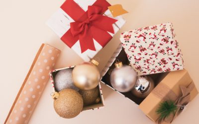 How to Market Personalized Ornaments for the Holiday Season